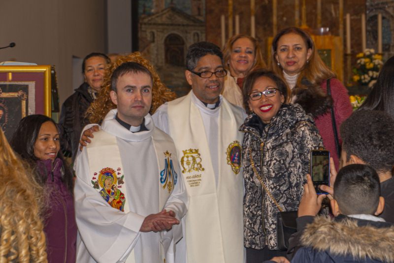 La comunità dominicana festeggia la Virgo di Altagracia